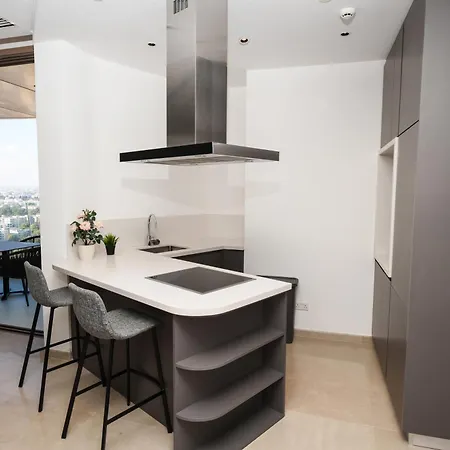 City Center 2Br Flat, 26Th Floor View, Pool & Gym Nicosia Exterior photo