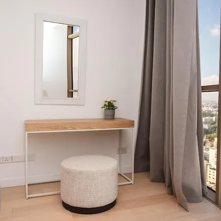 City Center 2Br Flat, 26Th Floor View, Pool & Gym Nicosia Exterior photo